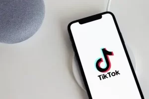 tiktok logo